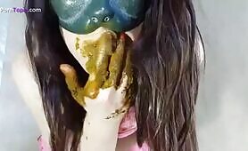 College girl smears poop and eats fresh crap