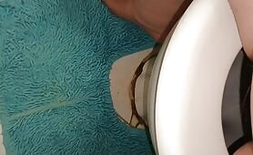 Gorgeous poop and piss closeup 