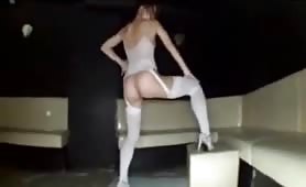Japanese stripper dancing while pooping