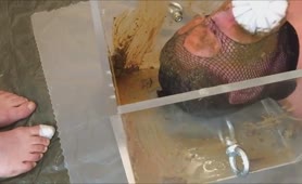 She shits on husband