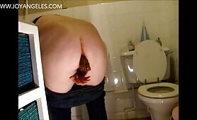 Big lady's big poop show