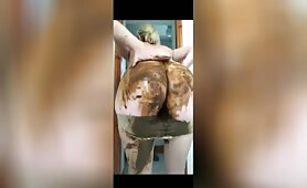 British blonde smears shit