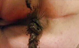 My Big Ass Wife Shitting
