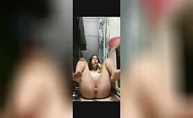 Nude Blonde Shits While Eating a Banana on the Floor